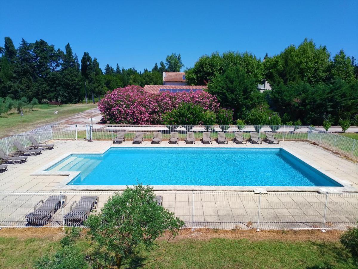 Les Gites Du Mas Canillac Chateaurenard Bagian luar foto