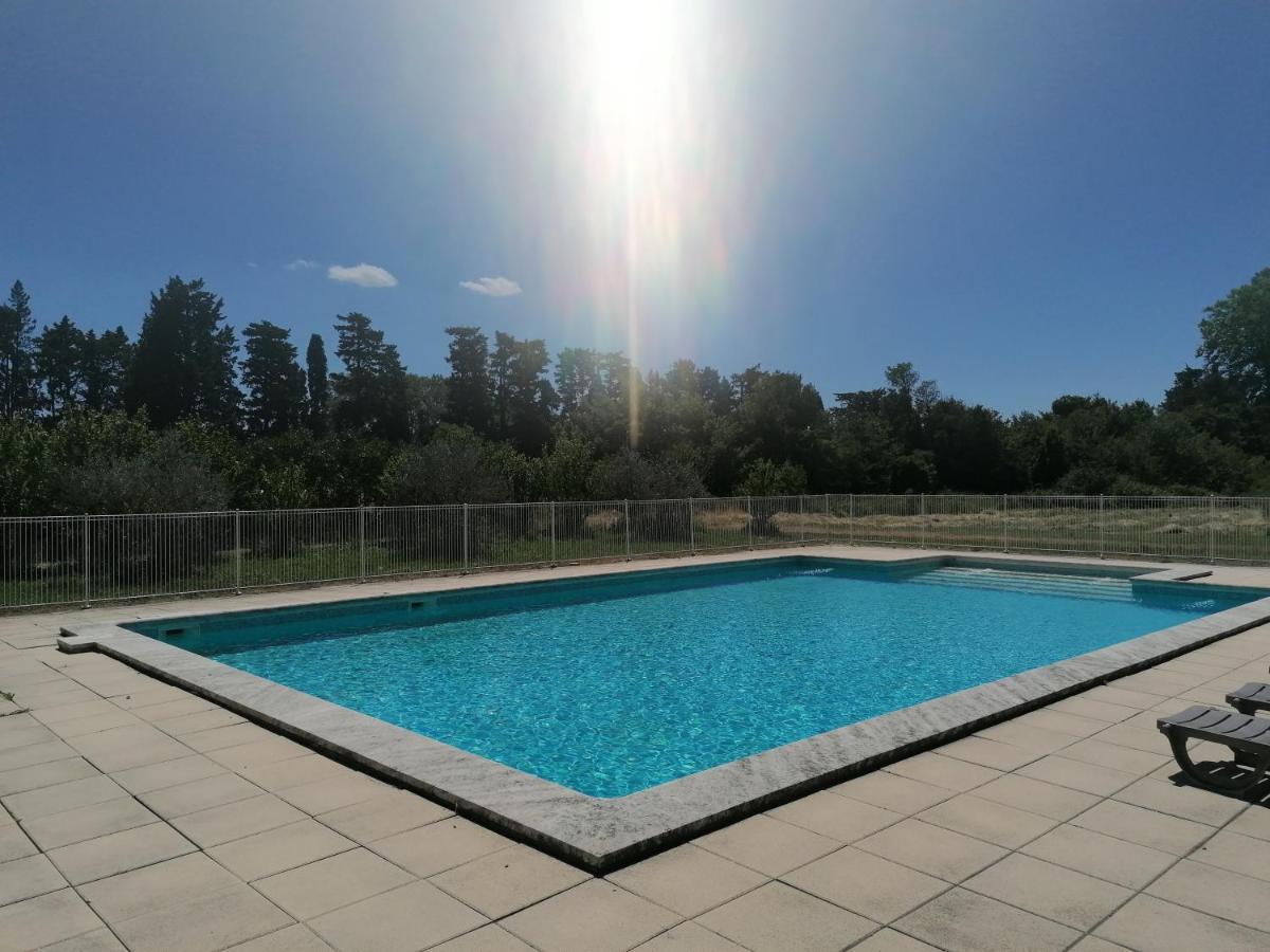Les Gites Du Mas Canillac Chateaurenard Bagian luar foto